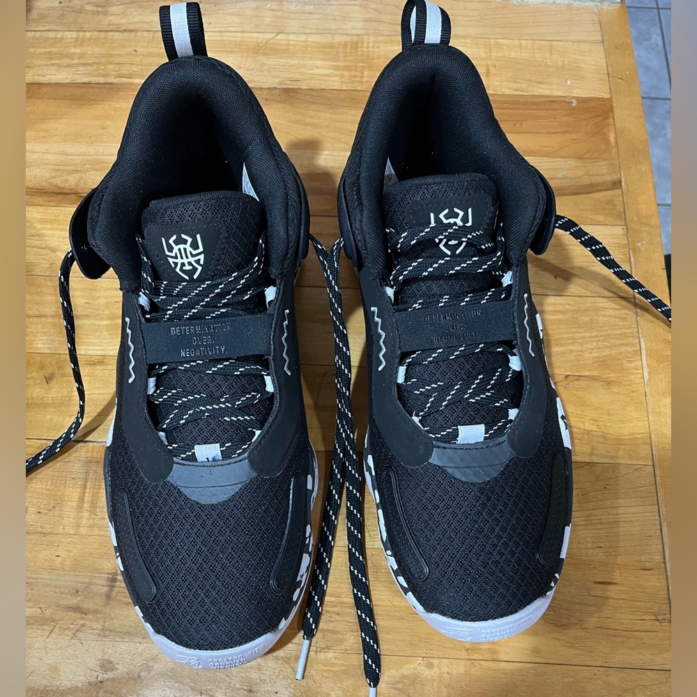 ADIDAS HOOPS F21/S22-TN 21/066 D./-3